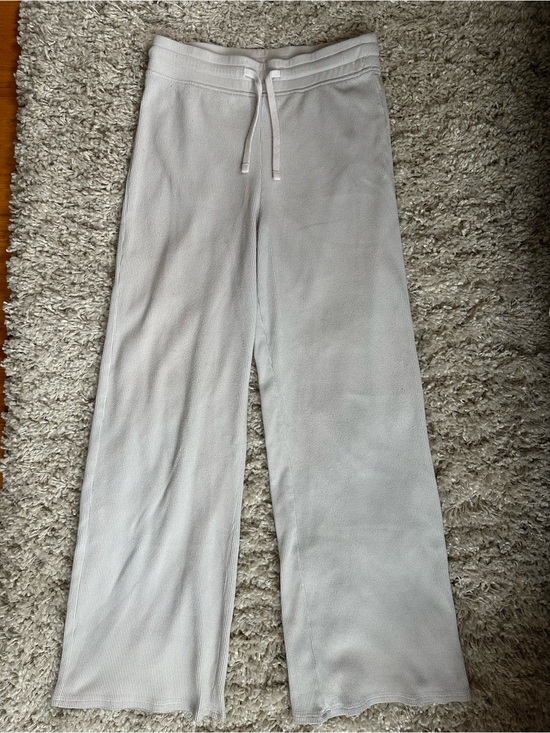 Gilly Hicks Pants - Hollister Gilly Hicks White Wide-Leg Drawstring Lounge Pants
